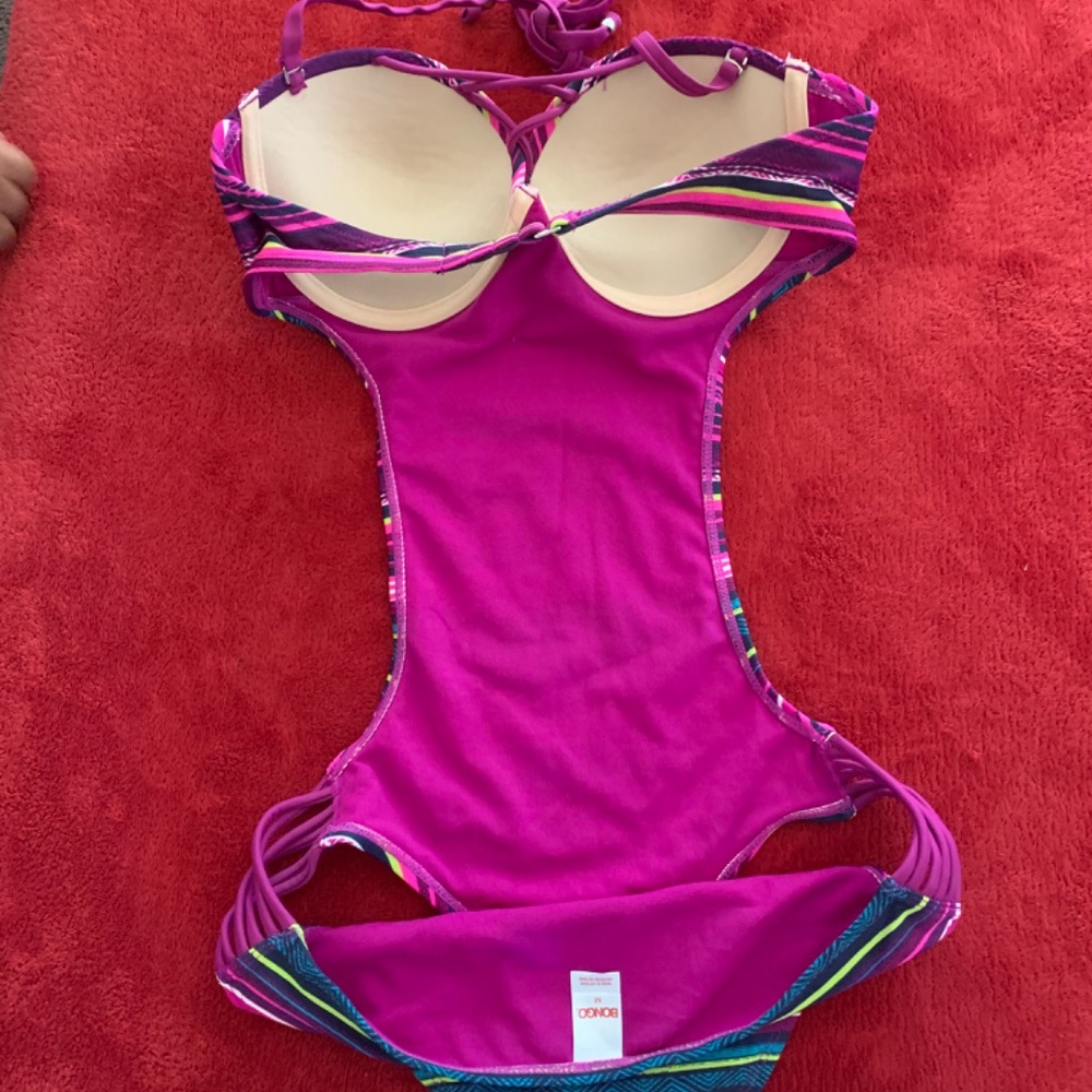Bongo bathing suit - Picture 3 of 3